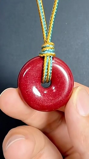 234K views · 2K reactions | How to make it?#foryou #fyp #diy #craft #diycrafts #handmade #howto #pendant #fashion | Sally's DIY Bracelets | Facebook