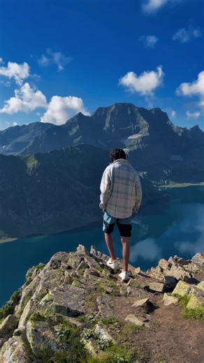 UMAR BHAT on Instagram: "🗣️🏔️ . #mountains #nature #peace #adventure #hiking"