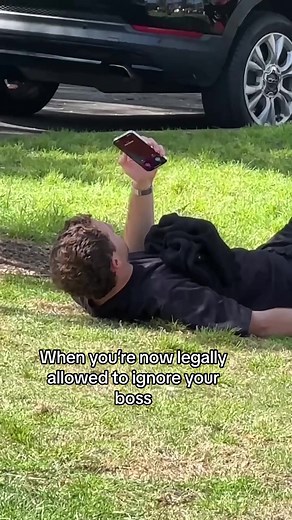 Enjoy an Unplugged Summer with the Right to Disconnect