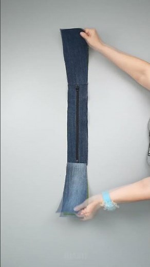DIY Backpack from Old Jeans🪡 🧵✂️ 👜✌️