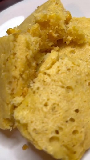 My simple yet extremely delicious Creamed Cornbread has been winning over get together’s for over 20 years … here is the recipe to this buttery dish…enjoy . Ingredients: 1 box Jeff’s mix 1 egg 1/2 can of cream corn 1 cup of milk 5 tablespoons of butter melted in pan . Seasoning, Cookbook and Recipes avail. at link in bio ☝🏾 . Daily Affirmations - you are someone’s once in a lifetime dream come true . #cornbread #foodphotography #collardgreens #comfortfood #brunch #macandcheese #foodie #chili #c