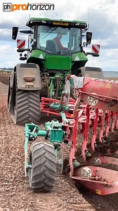 387K views · 8.1K reactions | Todays farming video for throwback Thursday is Skip in the John Deere 8RX and he was ploughing the land with the Kverneland plough ready for maize #FarmingVideo #ProHorizon #BritishFarming #JohnDeere8rx | Pro Horizon Farming Content | Facebook