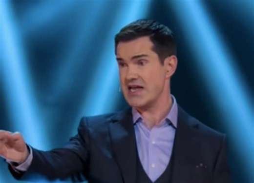 ‘Slap yourself in the f**king face’ Jimmy Carr slams anti-vaxxer at his gig with just one line