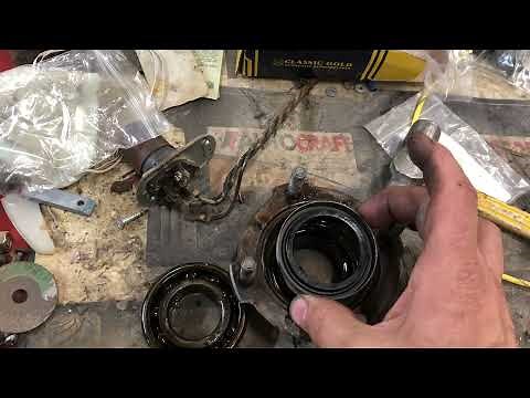 Nash Metropolitan rear wheel hub seal replacement