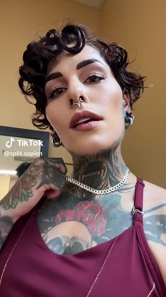 Get the body pump flowing!🤘🏽🔥 #splittongue #snakearmy #tonguesplit #bodymods #bodymodifications #bodymodified #bodymodsontiktok #bodymodsoftiktok #girlswithshorthair #girlswithbodymods #forkedtongue #femmefatal #fitandtatted #tattooedandfit #alternativegirl #girlswholift #girlsthatlift