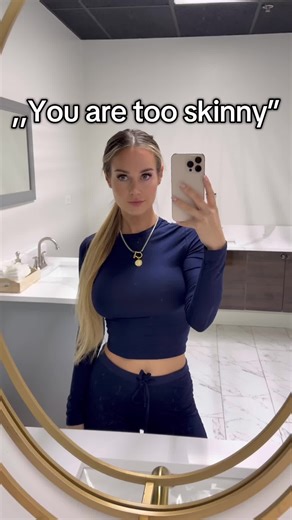 Exploring Skinnies Clothing for Slim Fashion Styles