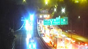 Lanes clear after multi-vehicle crash backed up traffic on I-40