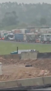 91K views · 357 reactions | Massive backlog on the N3 West, Durban, KwaZulu-Natal Cliffdale : Travel later or use alternative routes - TrafficSA (X) | We Are South Africans | Facebook