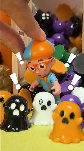 Halloween Colours and Shapes | Blippi & Meekah Challenges and Games for Kids