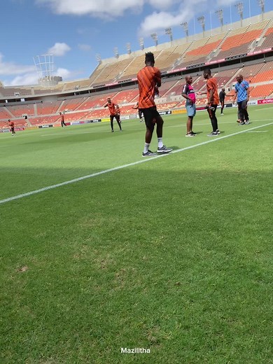 Mutuka wa Haya ha Vhifhi - Tshivenda Vhari by Rodney Maphangule