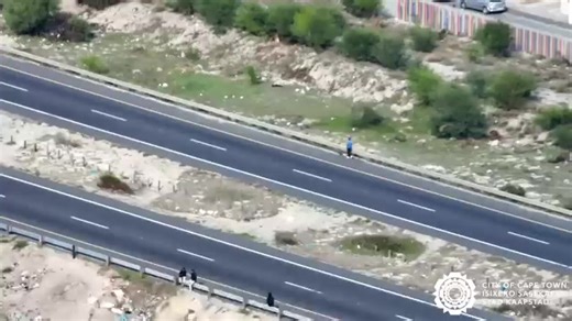43K views · 563 reactions | Drone used to catch a suspect with an illegal firearm next to the road, Cape Town https://tinyurl.com/ypyd4kan #ArriveAlive #Crime #GunsOffTheStreets #Drones City of Cape Town South African Police Service | ArriveAlive.co.za | Facebook