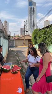 ¡HUMILLA a su propia madre por vender fruta y termina tomando una lección! | Cucina Dello Chef