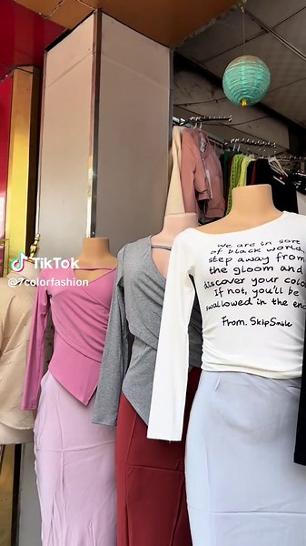 Skirtလေးတွေအရမ်းလှ#7color #fashion #လမ်း80×9လမ်းထောင့်မန်းလေးမြို့ #ဈေးနှုန်းလေးcbမှာမေးပေးနော်