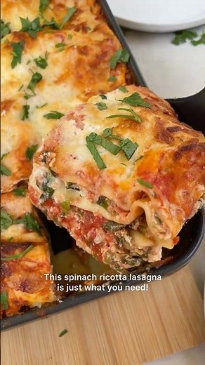 Spinach Ricotta Lasagna – the recipe everyone loves!