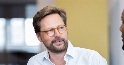 Lloyds Banking Group Champions Net Zero with 2030 Target