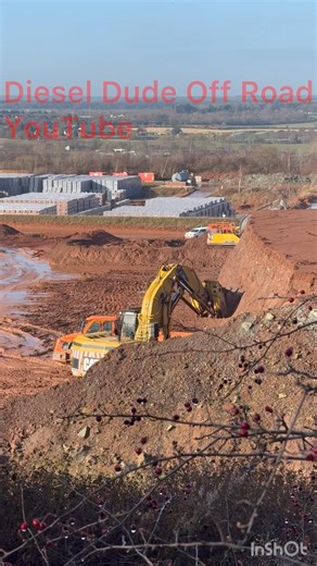 Caterpillar 365C FS Loading Doosan DA30