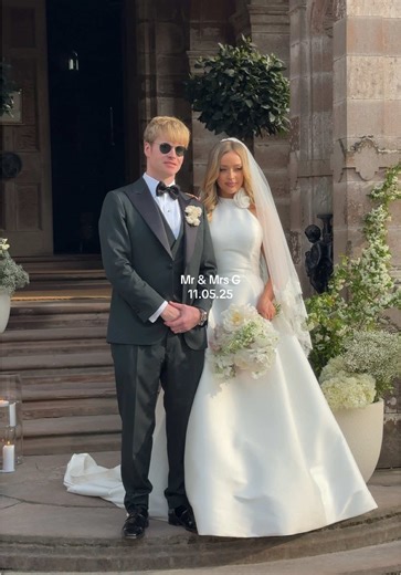 Just married 🩷 11.05.25 🫶 thank you for capturing the magic @Lavish Wedding Content Creator ✨ #newlymarried #newlyweds #weddingdress #weddingday #2025bride #pronovias #springwedding #ireland #bridallook