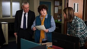 Watch Vera Season 13 Episode 3 - Salt and Vinegar
