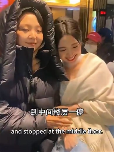 Yue in Jackie Li's vlog 😇 -- Besti for life 🤗😘 #shenyue #jackieli #bff #goal