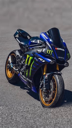 Zz on Instagram: "R1 project part 3"