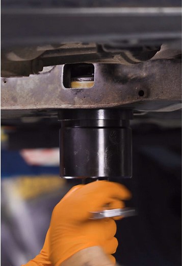 VW Engine Subframe Tool Installation Guide
