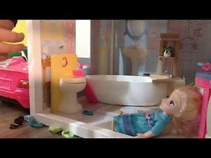 Elsa and Anna morning routine