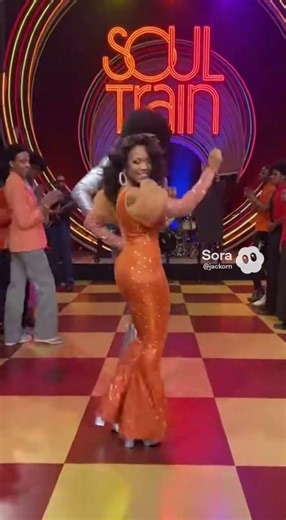 Groove Machine & Foxy Voltage dancing on soul train