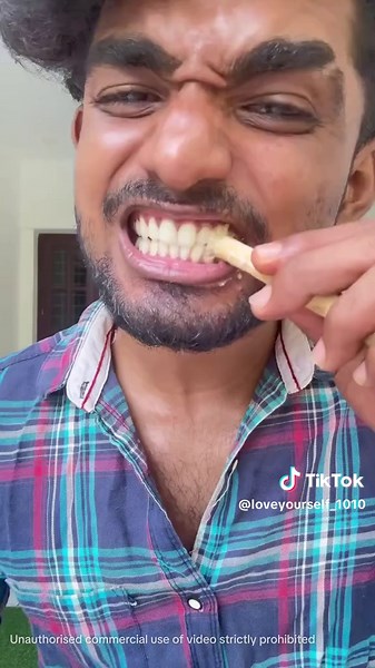 Miswak Benefits for Whiter Teeth and Oral Health