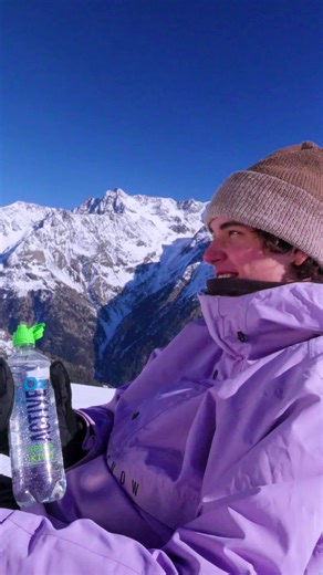 Jeder Schluck ein Abenteuer — mit Active O2 Apfel Kiwi.