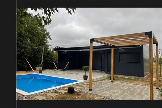 Novi trend gradnje u Srbiji: Kućica u Vrčinu od 500 evra po kvadratu za dve nedelje