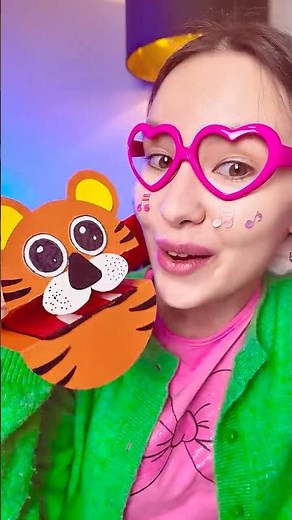 🐯 DIY Tiger Puppet! Fun Craft That Talks and Roars 🎨👄