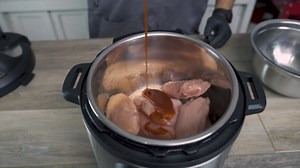 How to Make Instant Pot Pulled Chicken