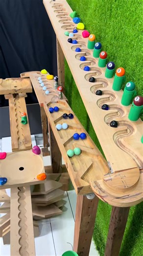 #asmr #marbles #asmrcommunity #stisfyingvideo #marblerace #marbleracevideo | Jeffrey Duke