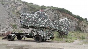 58K views · 437 reactions |  #ULTIMAHORA Este es el "cañón de sonido" que #China usa para emitir mensajes y de paso producir mareos y vómitos en los soldados de la #India que se pasan horas expuestos al artilugio. | The Political Room TPR | Facebook