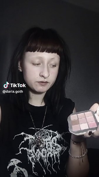 Goth Makeup Tutorial for Beginners
