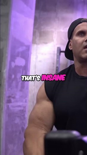 Bodybuilder's Insane Strength Feats: 900-Pound Squat!