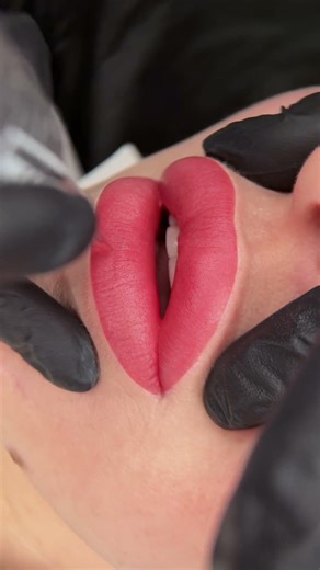 From Process to Perfect Lips 👄✨ #shorts #beautyshorts #lips