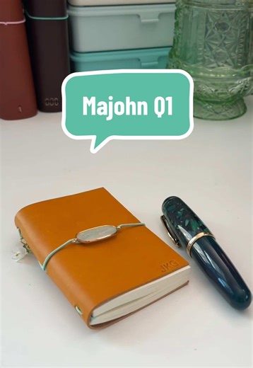 When I told @Emilpops I was looking for a short, fat pen she recommended the Majohn Q1…and I love with this cutie little chonker! 🤗 #journaling #journaltok #fountainpens #stationery