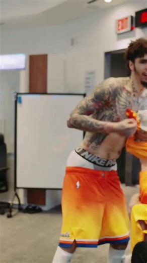 🕺🛸💕 #lameloball #fyp #viral #melodunkss | LaMelo Ball