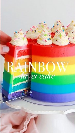 Rainbow cake 🌈 with rainbow layers inside + rainbow frosting outside! #rainbowcake #cakedecorating
