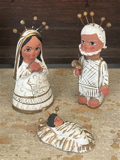 Mexican Christmas Nativity 13 Figurines Hand Painted Gold Ivory Clay - Etsy