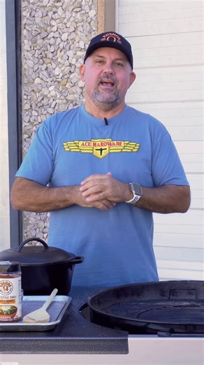 We partnered with Kosmo's Q Competition BBQ Products to bring you a game-day chili recipe you'll need this weekend! Don't miss out on his secret ingredient! Buy Kosmo's here: http://ms.spr.ly/6186tCJMy | Ace Hardware