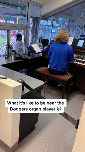 Dodgers Organ Player at Stadium: A Musical Experience