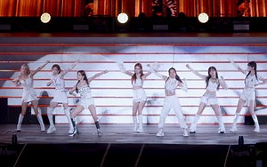 【饭拍4K】 GOT the beat ‘Step Back’ 4K 60P SM家族演唱会 @SMTOWN 220820