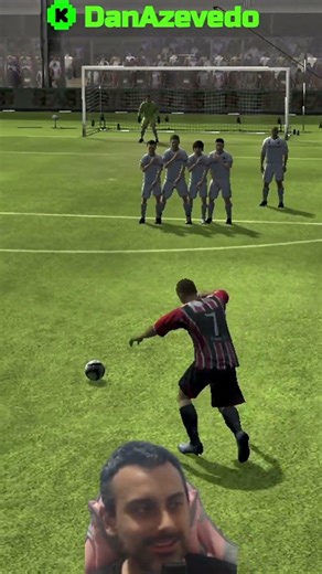 A perfect free-kick goal!! #freekickgoal #fifa #fifa08 #spfc #football #games #retrogames