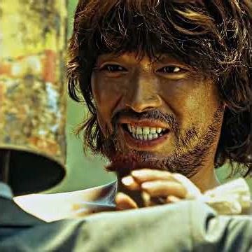 He was stranded on a deserted island for 8 months 🏝️, but he made zhajiang noodles 🍜#shorts #film