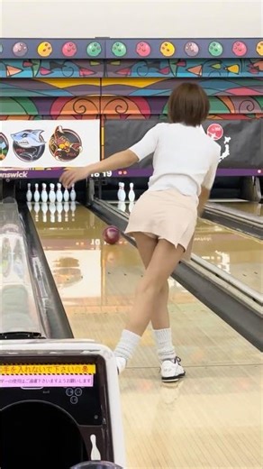 【可愛いボウリングウェアを作りたい】バイク女子ボウラーあいか🏍️🎳#bowling #shorts #shortvideo