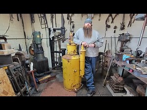 Carbide Acetylene Generator.. A What ?? .. Cool old tools.. Let's Go