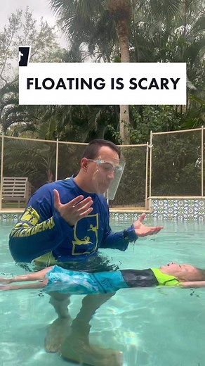 Practice floating regularly with your child. #parents #floating #swimlesson #children #learning #learnfrome
