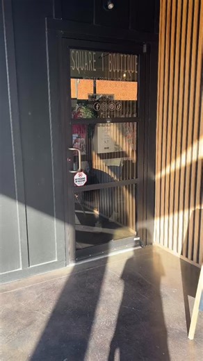 ✨ Meet the team behind Square 1 Boutique ✨ The girls are ready to help you find your new favorites tonight 💕 Come shop with us for our Galentine’s event — new arrivals, sweet treats, and so much fun waiting for you! 🛍️🎀 | Square 1 Boutique